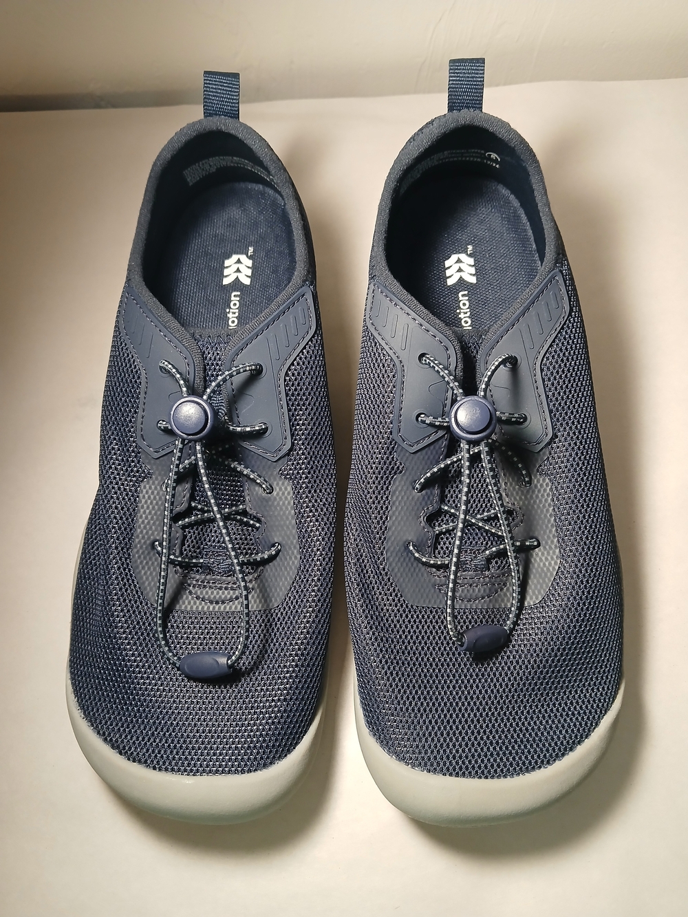 All In Motion Navy Mesh Slip-On Athletic Sneakers with Toggle Laces Sz. 5